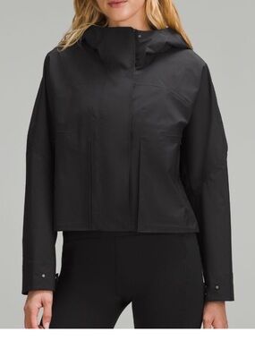 Lululemon Rain Chaser Jacket Size 10 Like New Black